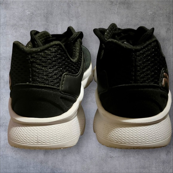 Women’s FILA Speed Stride 20 Running Shoe - Picture 3 of 9